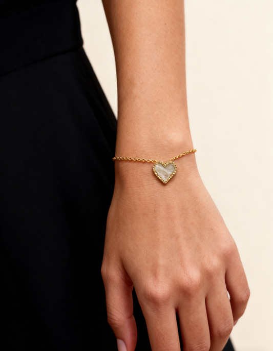 Bracciale Love Madreperla forma cuore dorato gold Gioielli acciaio inossidabile Liny Jewels Milano